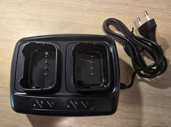 Ładowarka NC-50 z wkładkami CA-14  YAESU