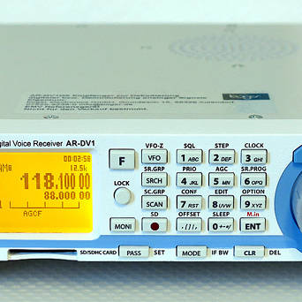 AOR AR-DV1 skaner emisji cyfrowych i analogowych